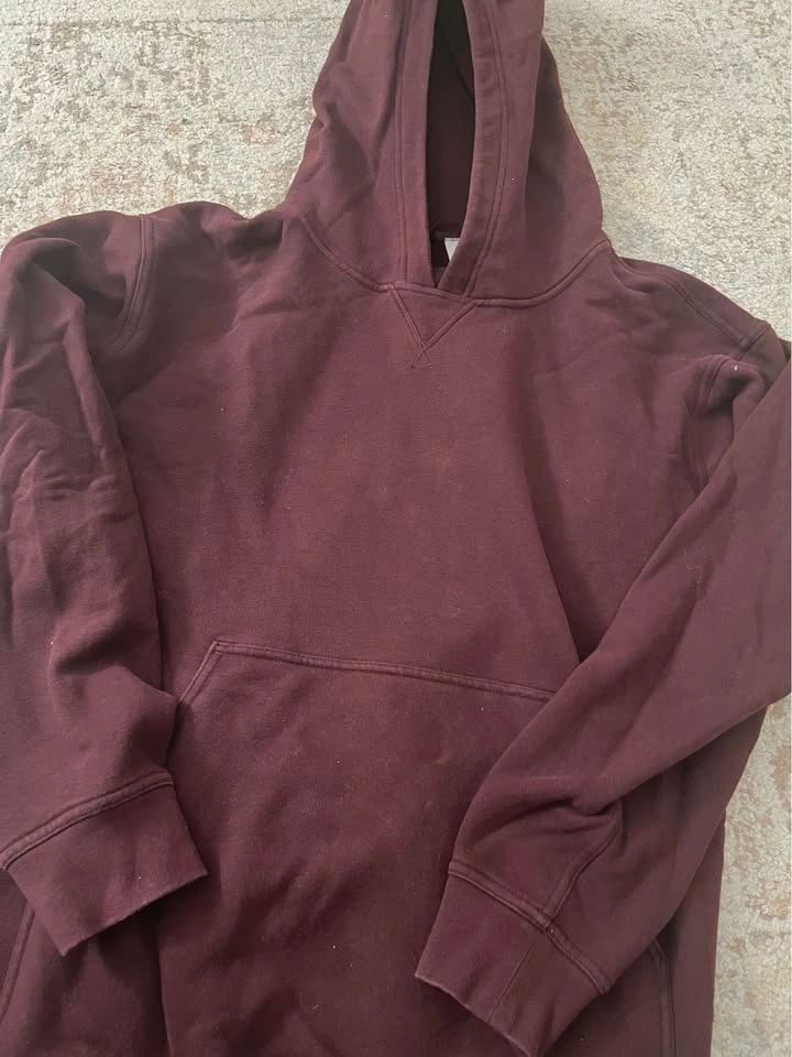 Women's Lululemon Burgundy Hoodie Sweatshirt Size 8 - photo 3