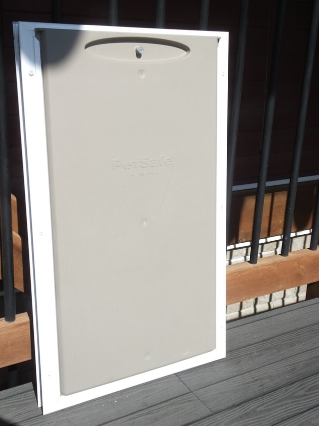 PetSafe Freedom Aluminum Dog Door - Extra Large (XL) - White - photo 2