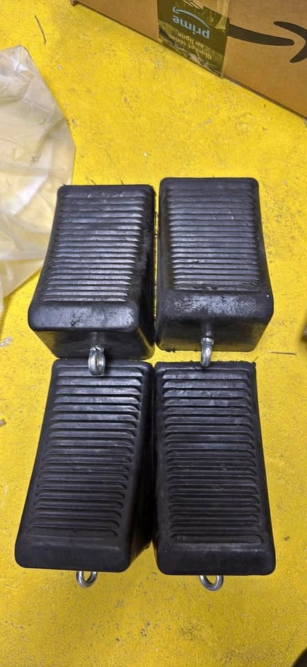 Karlak Heavy Duty Rubber Wheel Chock, 1-3 Tons Capacity (4 Total