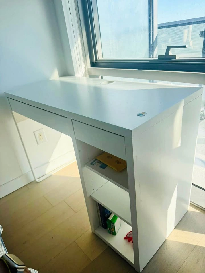 IKEA MICKE White Desk – Like New | Home Office / Study Desk