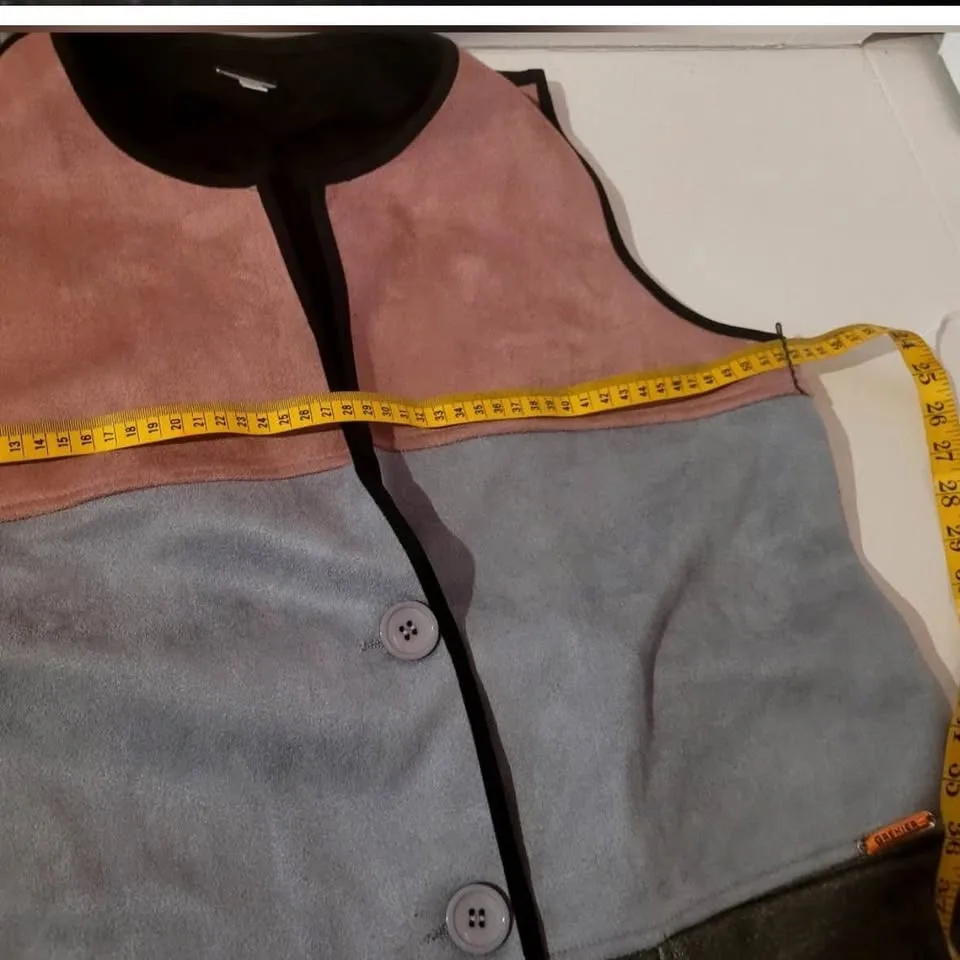 Grenier soft and comfortable vest size 13 (L) image indicator(6)