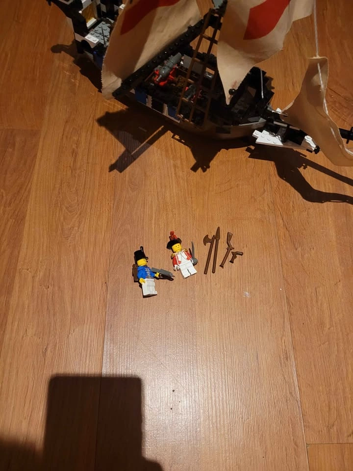 RARE 1992 LEGO 6271 IMPERIAL FLAGSHIP 95% COMPLETE - photo 5