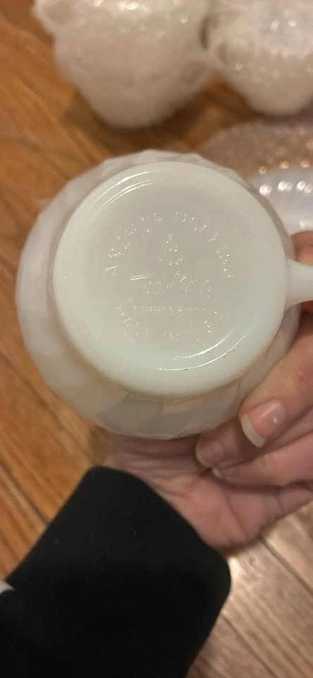 Vintage Fire-King Milk Glass Coffee/Tea Set (16 Pieces) - photo 5