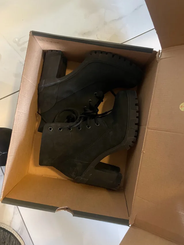 Lana Timberland 8.5 image indicator(2)