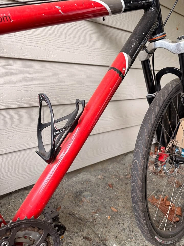 Rektek Hybrid Bike | Shimano Deore | Disc Brakes | 26” Wheels - photo 2
