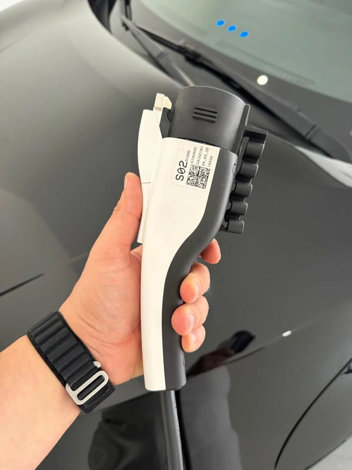 AC 120V 12A EV Car Charger - photo 2