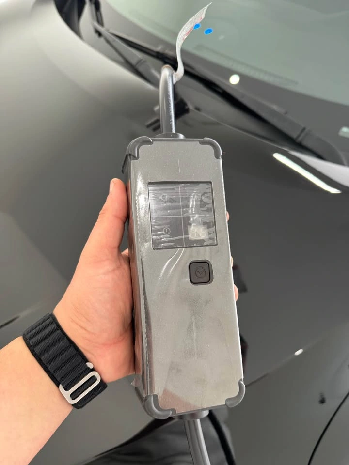 AC 120V 12A EV Car Charger - photo 4