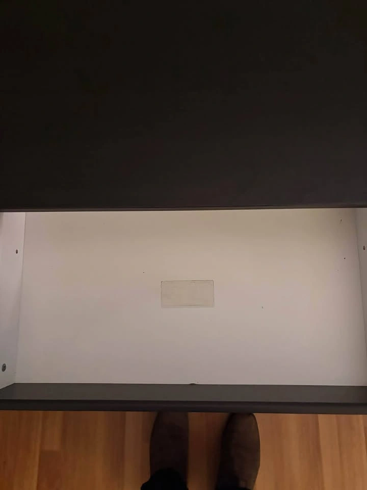 IKEA MALM 6-Drawer Dresser – Like New - photo 3