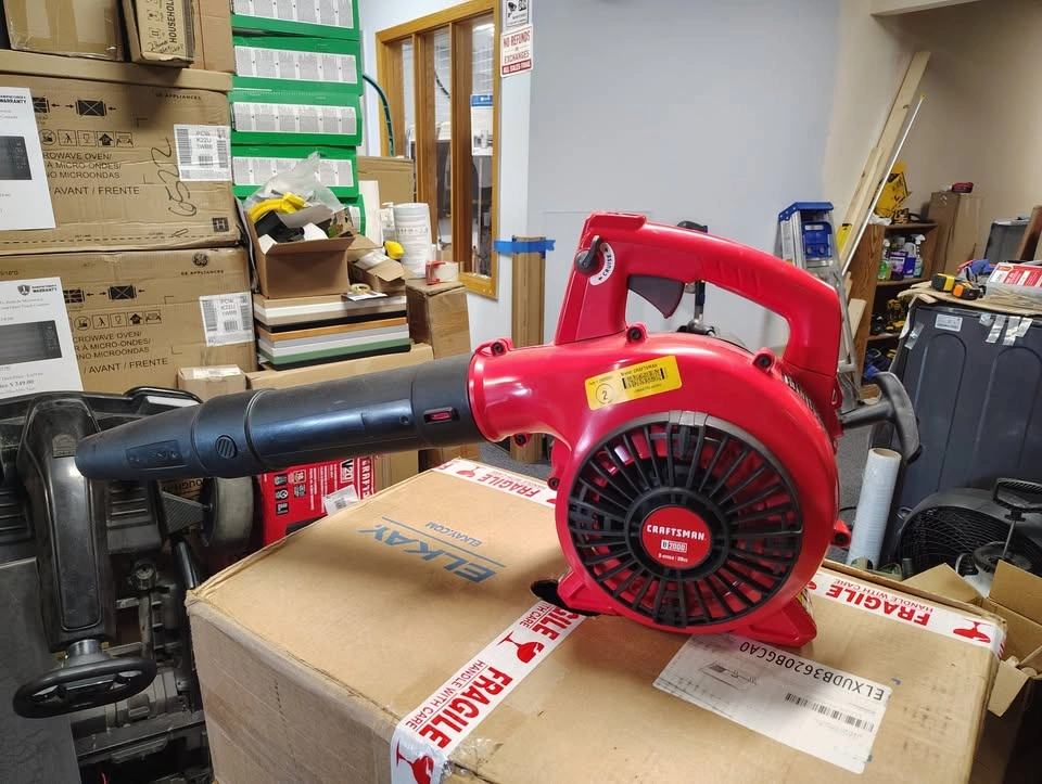 CRAFTSMAN B2000 25-cc 2-cycle 410-CFM 180-MPH Gas Leaf Blower - photo 2