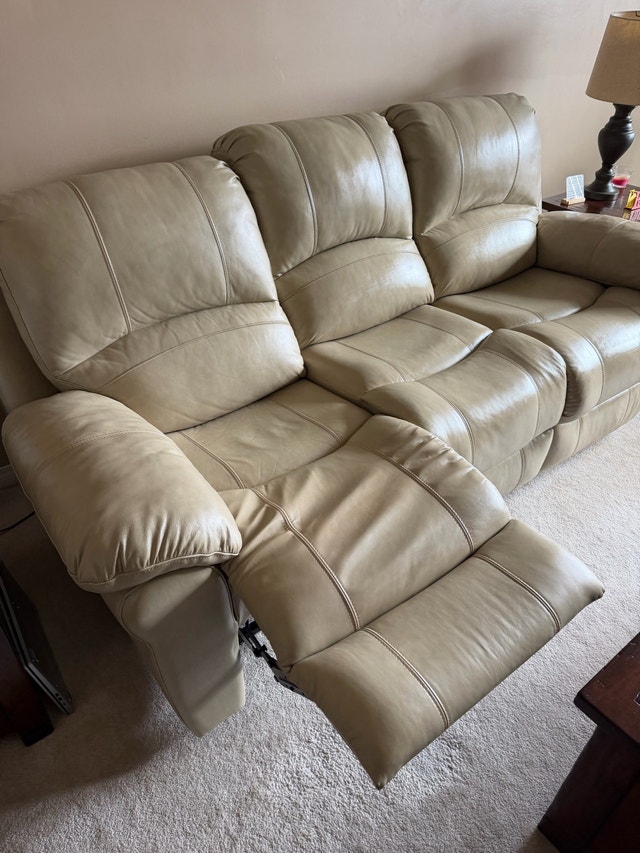 genuine leather reclining sofa - photo 5