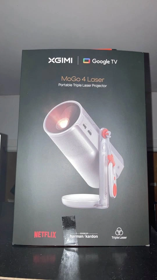 XGIMI MoGo 4 Laser Portable Projector Bundle - photo 2