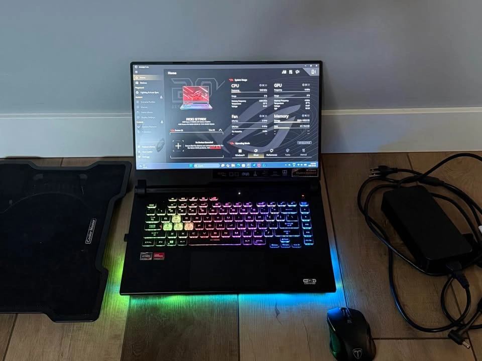 ASUS ROG Strix G15 Gaming Laptop with Cooling Pad & Mouse - photo 3
