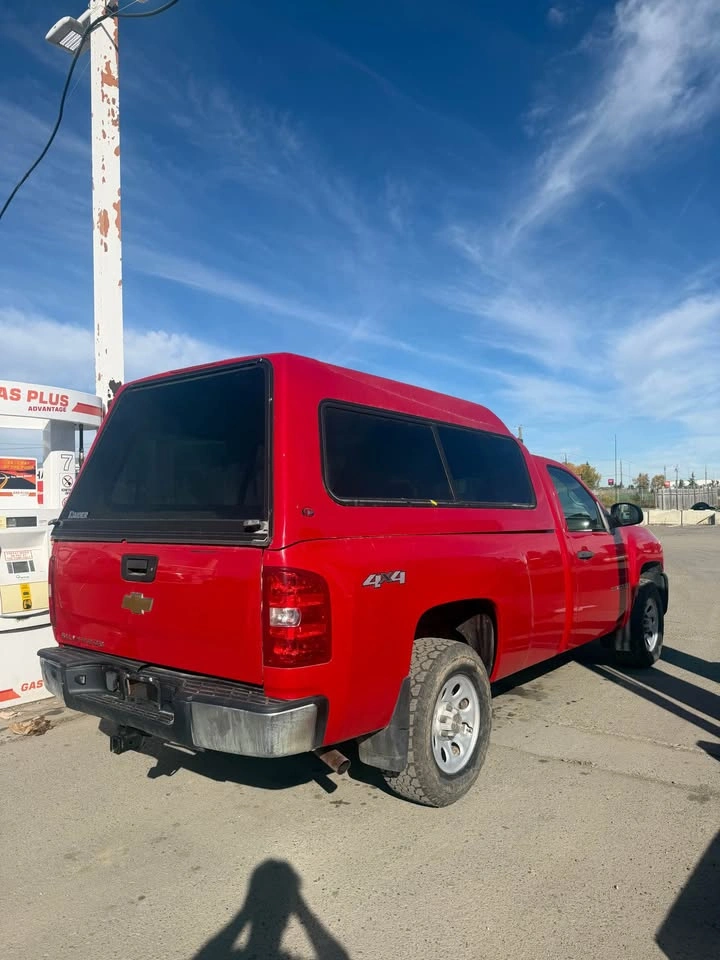 2009 Chevrolet 1500 Regular Cab - photo 4
