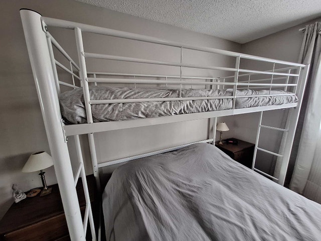 Metal Twin Bunk Bed - photo 4