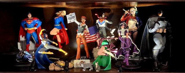 Catwoman vs Batgirl Statue DC Direct DC Classic Confrontations - photo 5