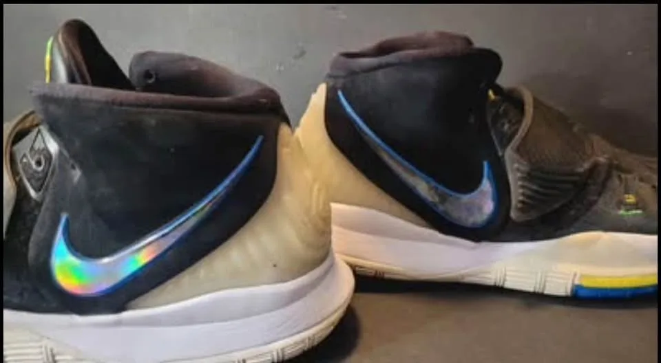 Nike Kyrie 6 "Shutter Shades" Black Glow In The Dark Men Size 9 image indicator(3)