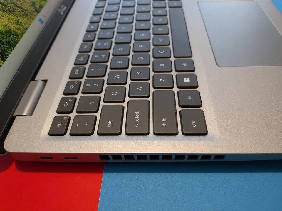 Dell Precision 3581 i7 13th Gen RTX A1000 16GB/32GB RAM - photo 4