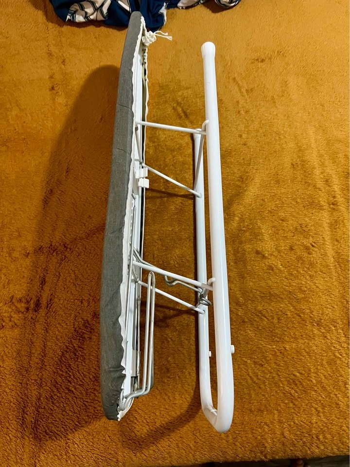 Mainstays Tabletop Ironing Board – Space Saving - photo 3