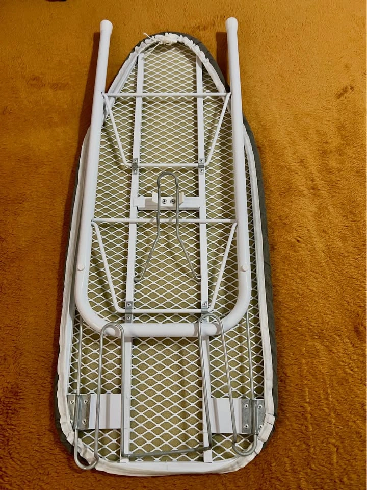 Mainstays Tabletop Ironing Board – Space Saving - photo 4