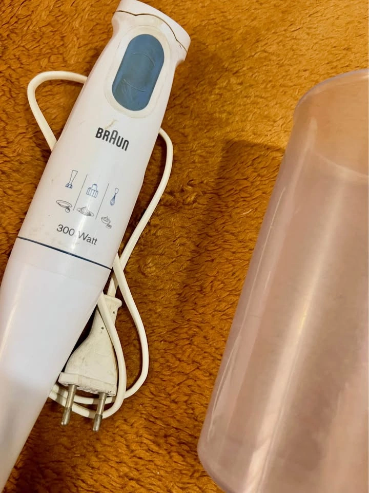 Braun 300W Hand Blender with Beaker – (220V) - photo 3