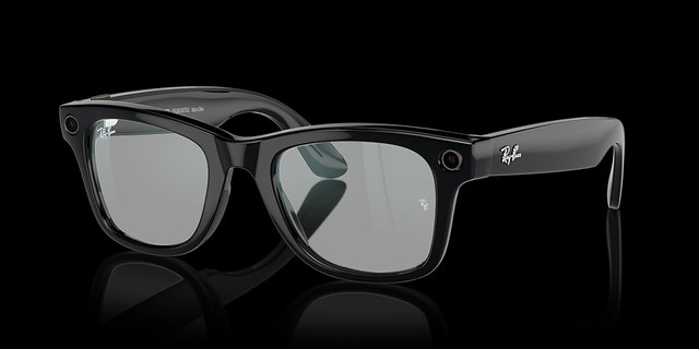 Ray-Ban Meta (Gen 1) Wayfarer AI Glasses - photo 5