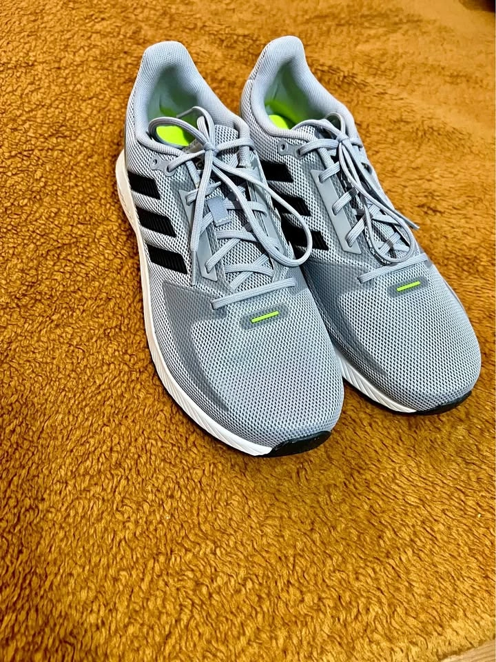 Brand New Adidas Runfalcon 2.0 Jogging Shoes – Size 9 (Unworn)