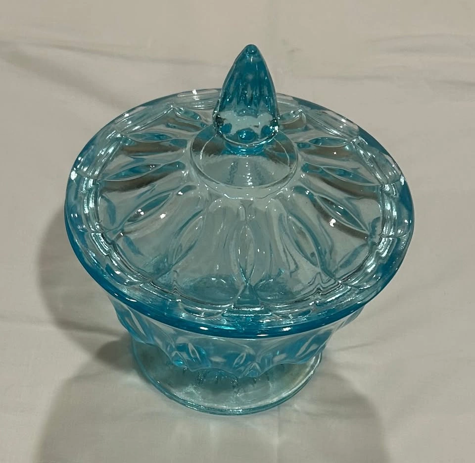 Anchor Hocking Fairfield Pattern Lidded Candy Dish - light blue - photo 2