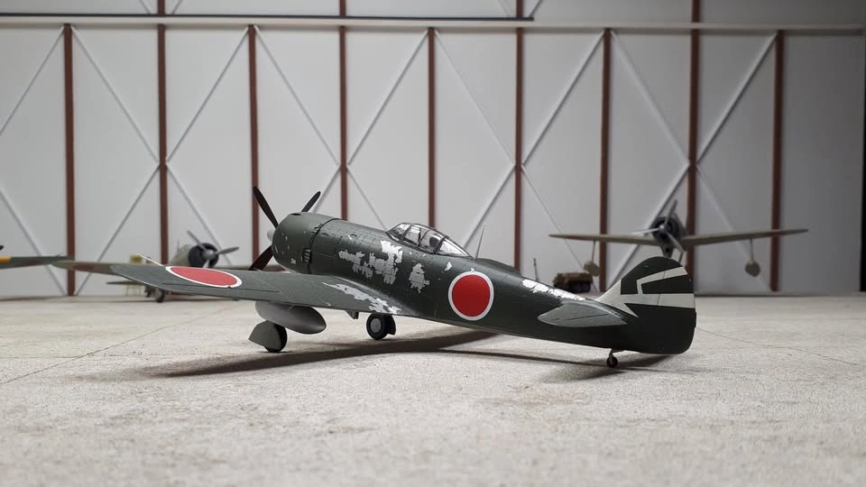 Completed 1/48th scale Ki-84 Hayate ("Frank") plastic model airc - photo 2
