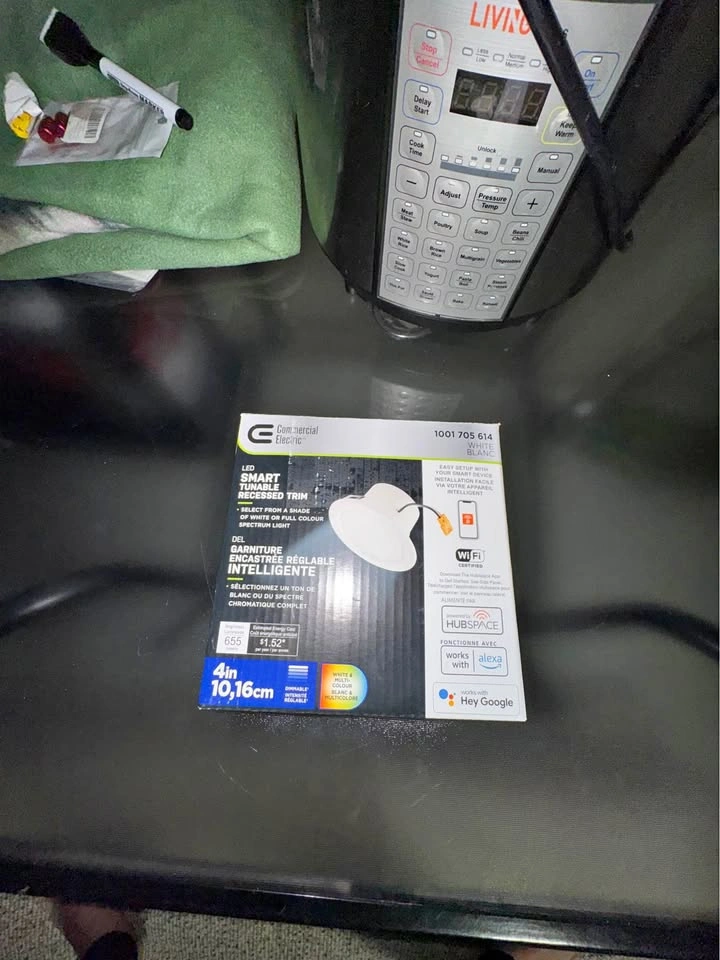 Smart LED bulb