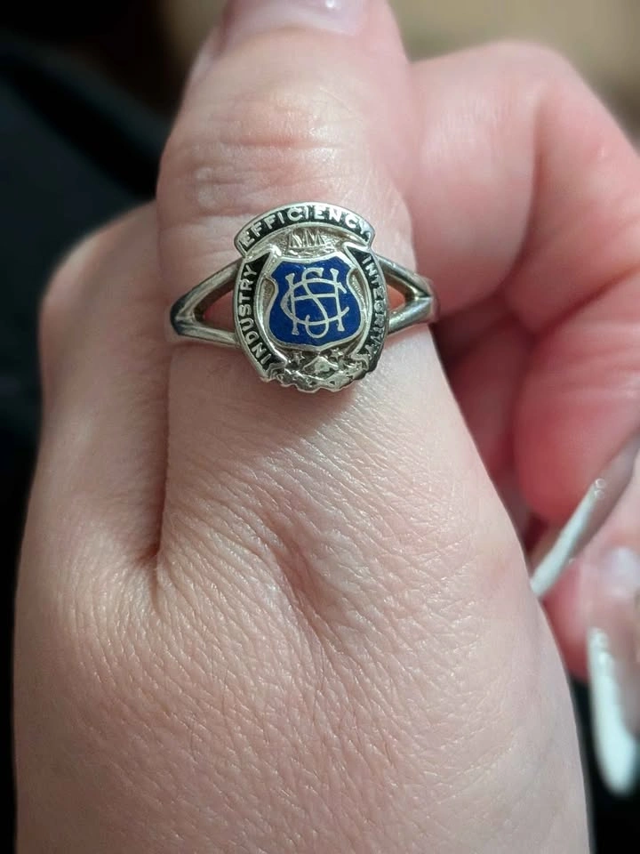 Vintage Hamilton School of Commerce Crest Ring - photo 3