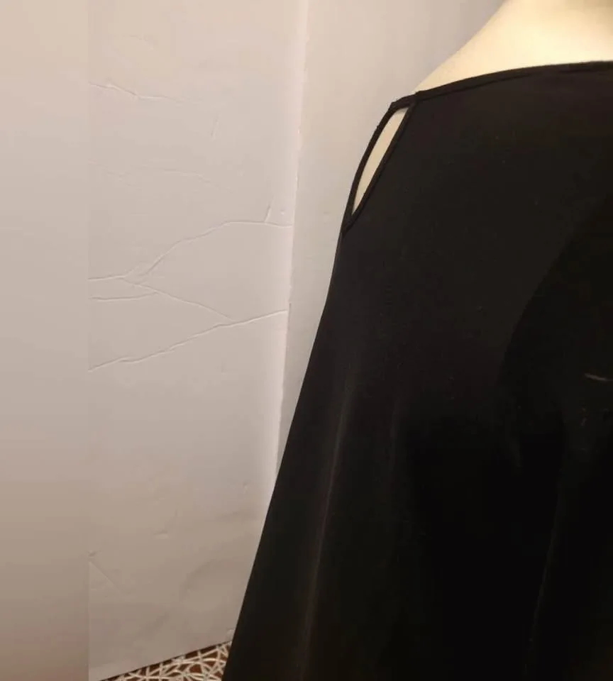 Joseph Ribkoff Belle Sleeve Tunic Black Top Woman Size 6 image indicator(4)