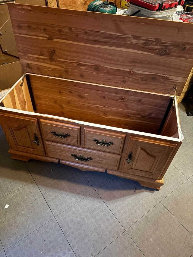 Cedar Hope Chest