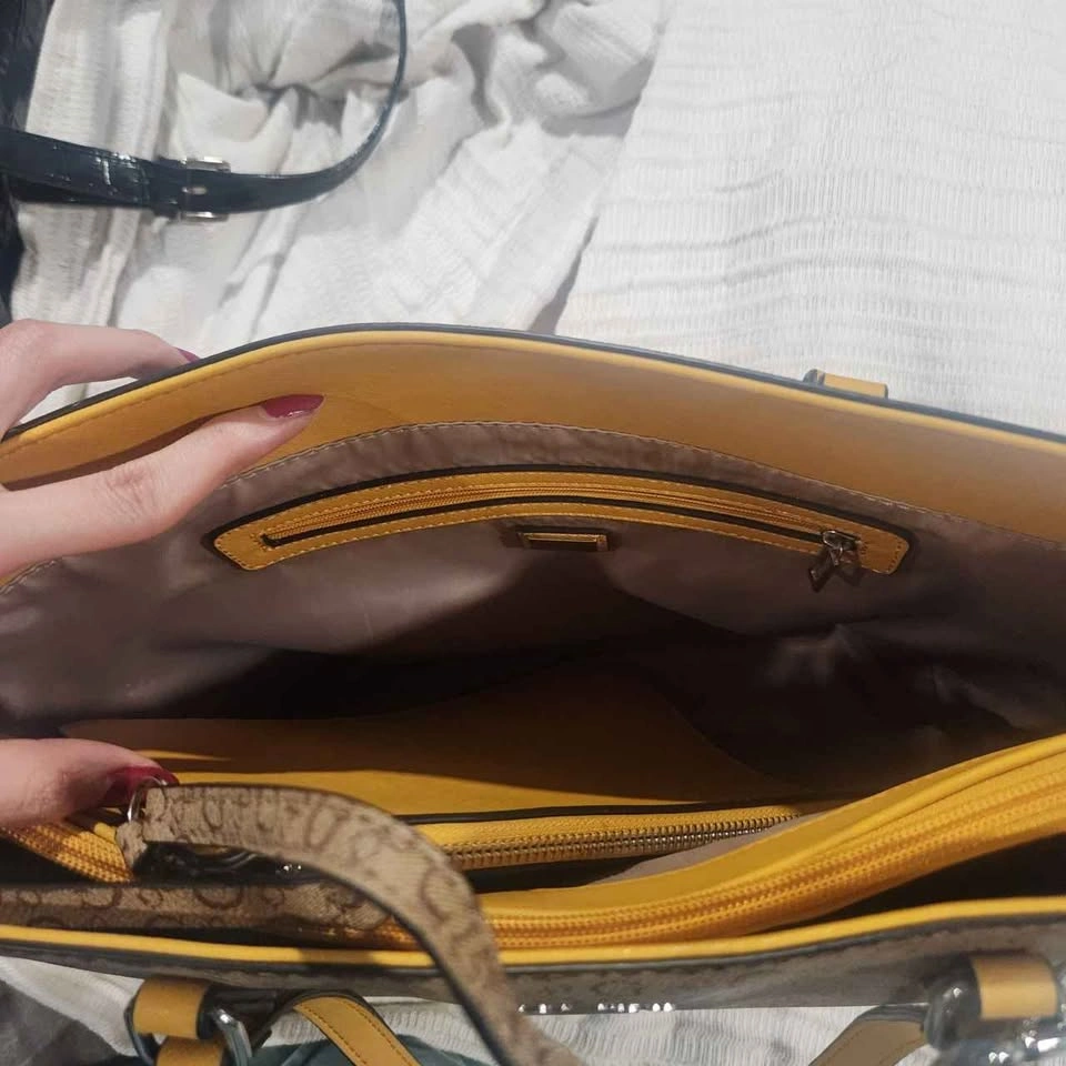 Brand new Guess Monogram Tote Bag set - photo 3