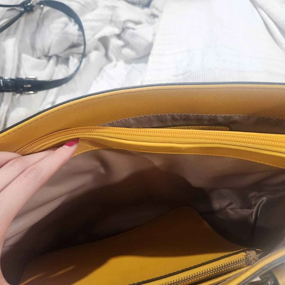 Brand new Guess Monogram Tote Bag set - photo 4
