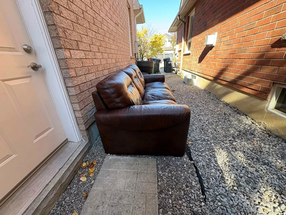 Brown Leather Sofa and Loveseat Set - photo 3