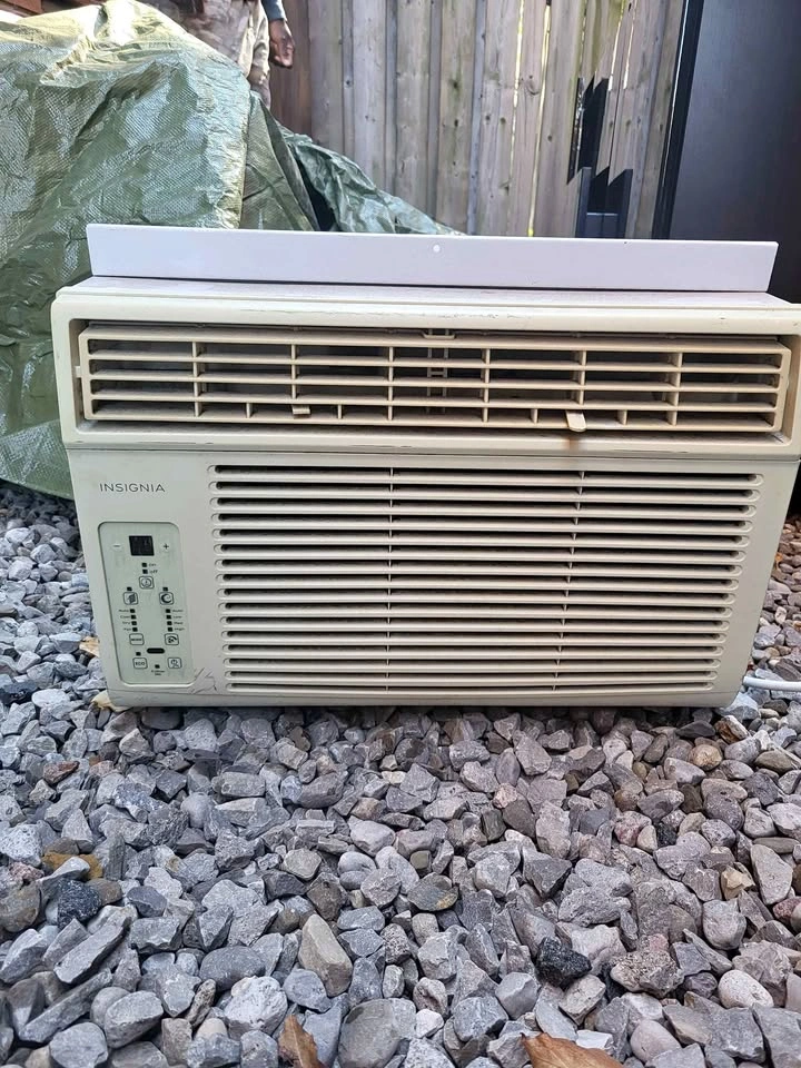 Insignia Window Air Conditioner