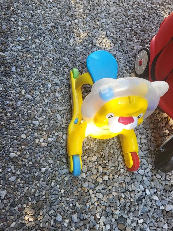 Little Tikes Cozy Coupe, Fisher-Price Lion, and Rocking Sheep - photo 2