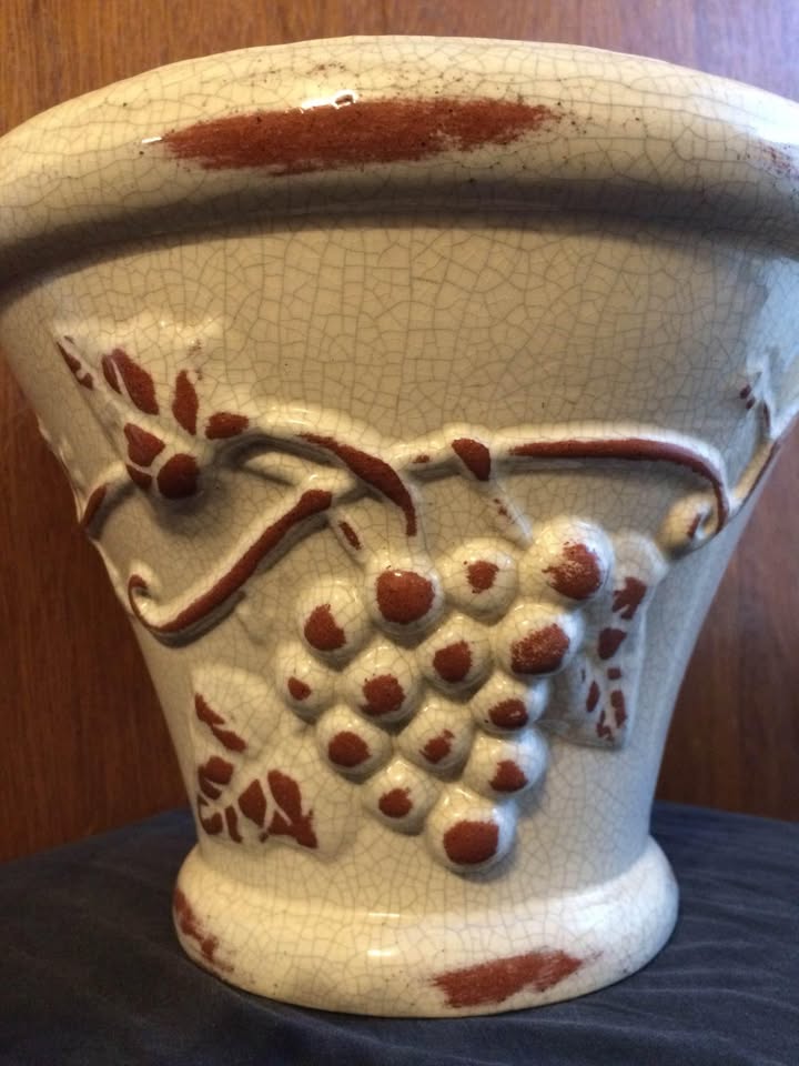 Glazed Grape Bunch Planter - 7 x 9 - photo 3