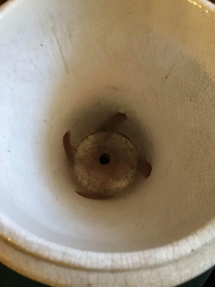 Glazed Grape Bunch Planter - 7 x 9 image indicator(10)