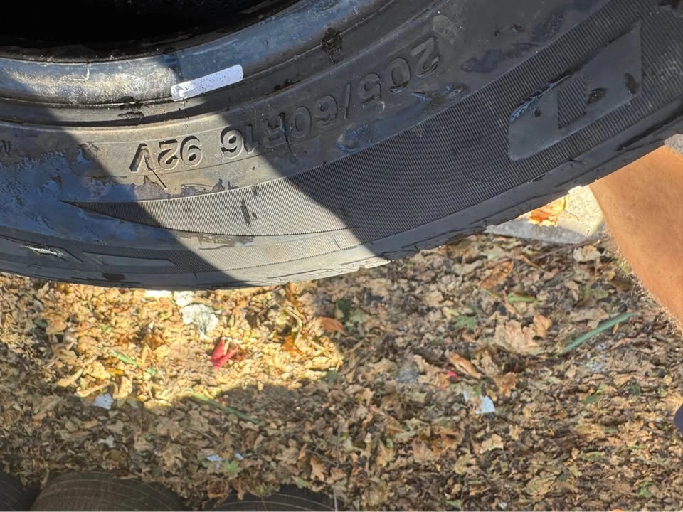 205/60R16 Tires - 3 available - photo 4