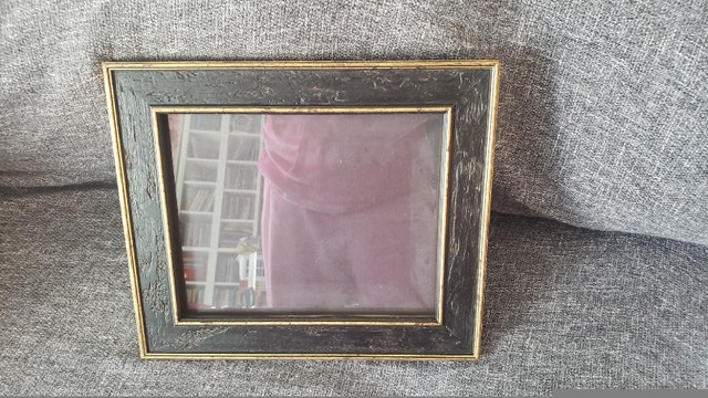 Framed Art + Extra Frame - photo 3