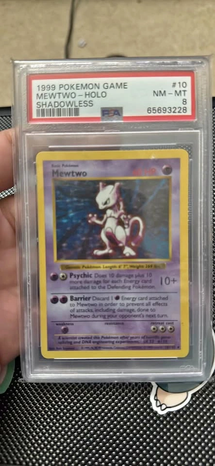 1999 Pokemon Game Mewtwo-Holo Shadowless PSA 8