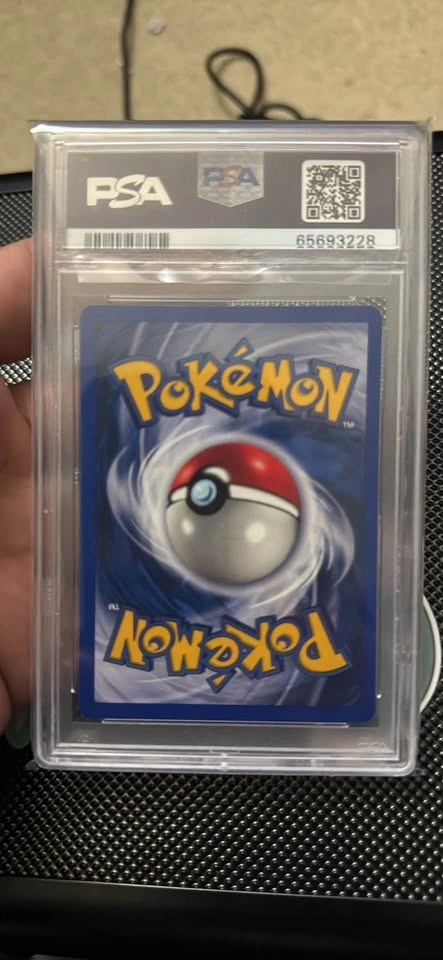 1999 Pokemon Game Mewtwo-Holo Shadowless PSA 8 - photo 2