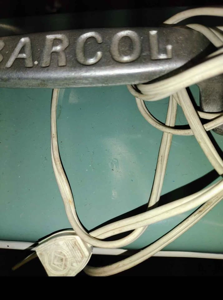 Vintage Mid Century All Metal 20" Box Fan - Lasko - photo 2