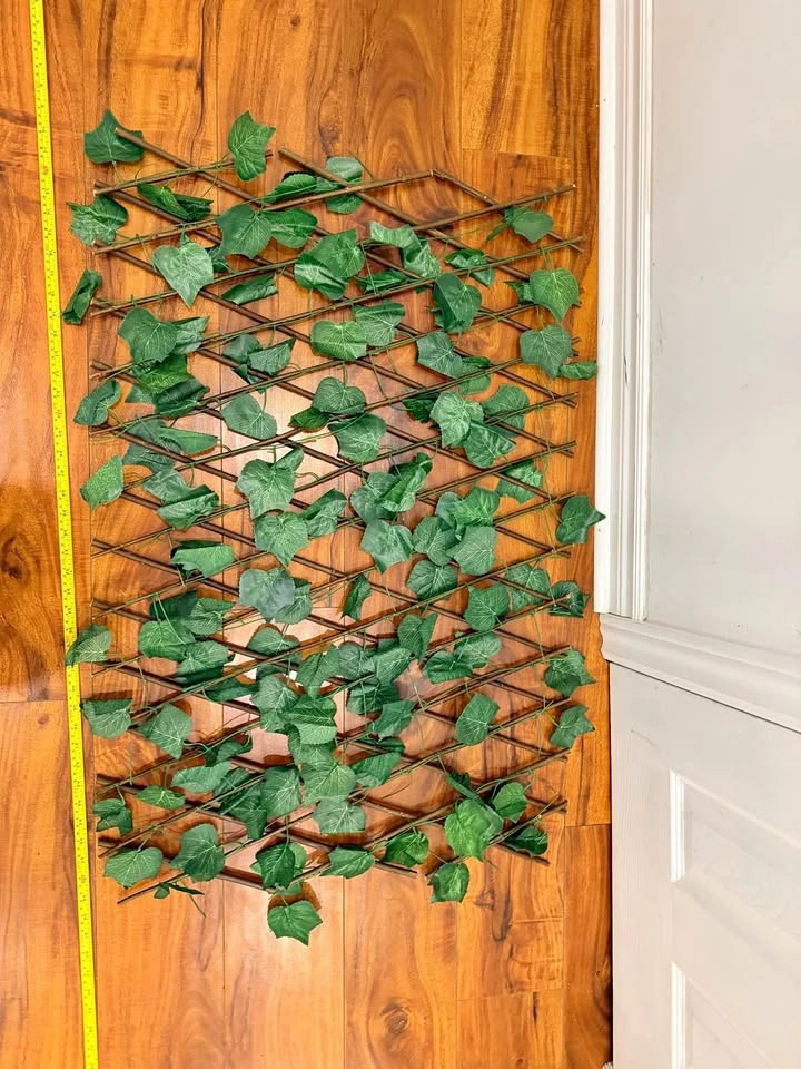 Privacy fence screen interlocking greenery wall