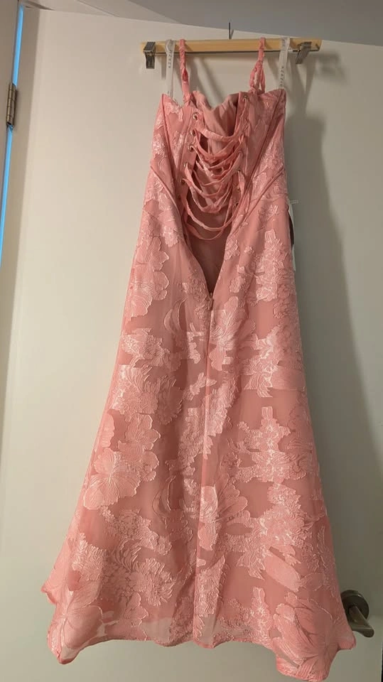 Hollis Coral Pink Lace Back Midi Dress - photo 5