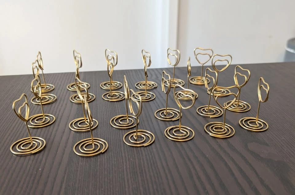 Heart-Shaped Sign Holders - 24 Pieces - photo 3