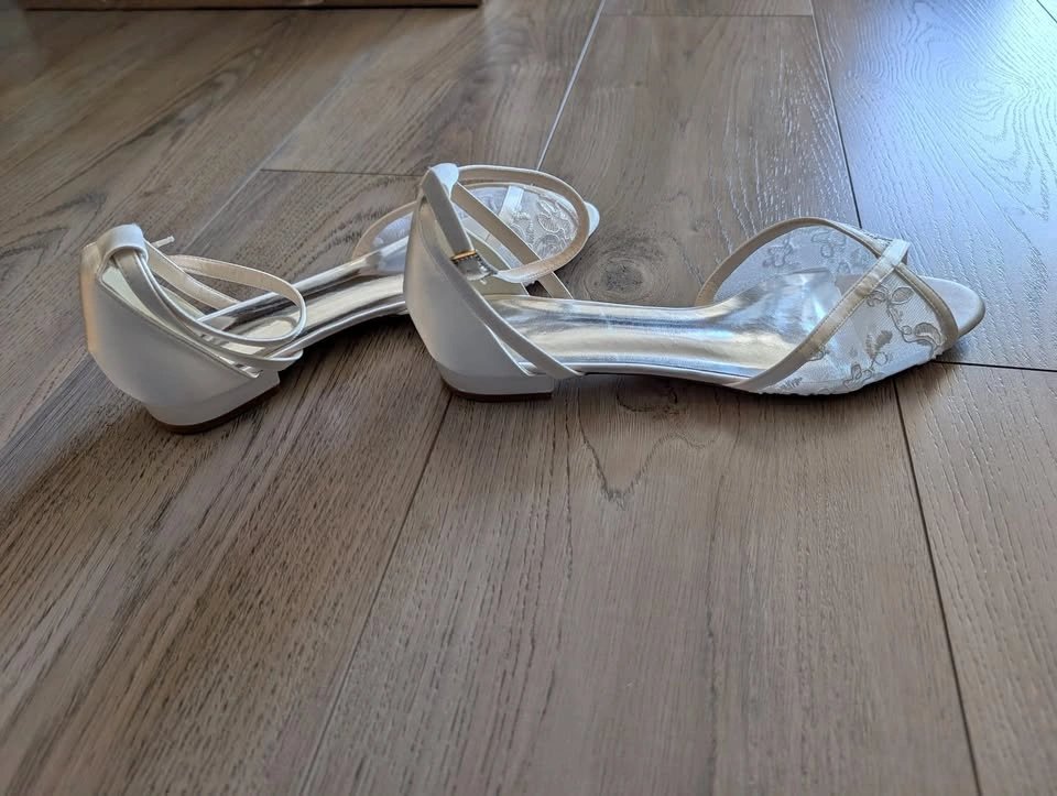 New White Sandals - Size 39