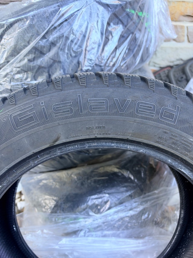 Gislaved Nord*Frost 200 Winter Tires 205/55R16