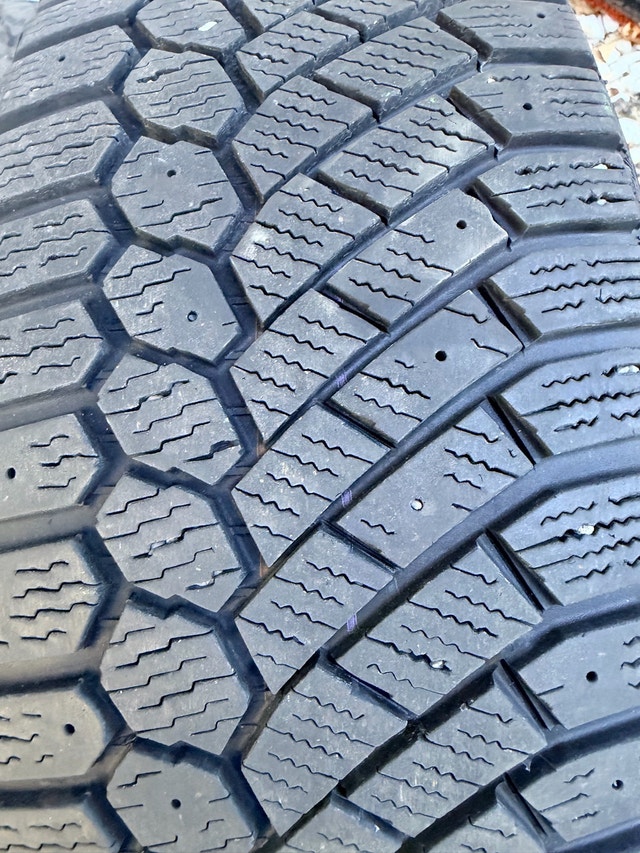 Gislaved Nord*Frost 200 Winter Tires 205/55R16 - photo 4
